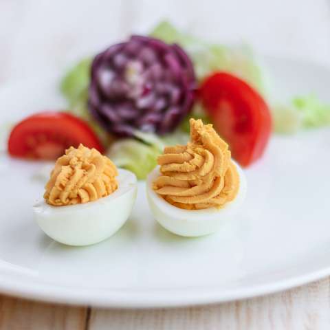 Töltött tojás hidegtálra