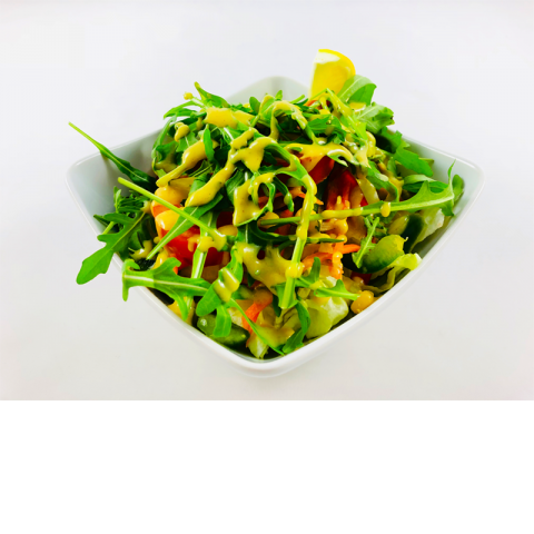 Kevert friss saláta mézes-mustáros öntettel